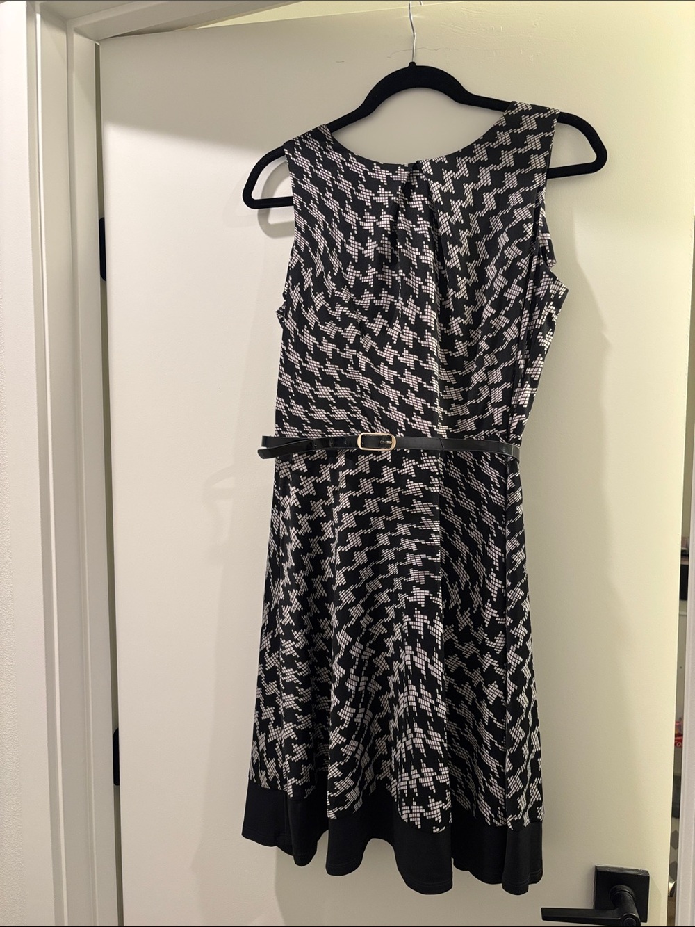 AB Studio Black and White Houndstooth Midi Dress with Belt